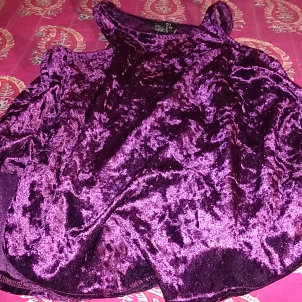 Purple velvet tanktop